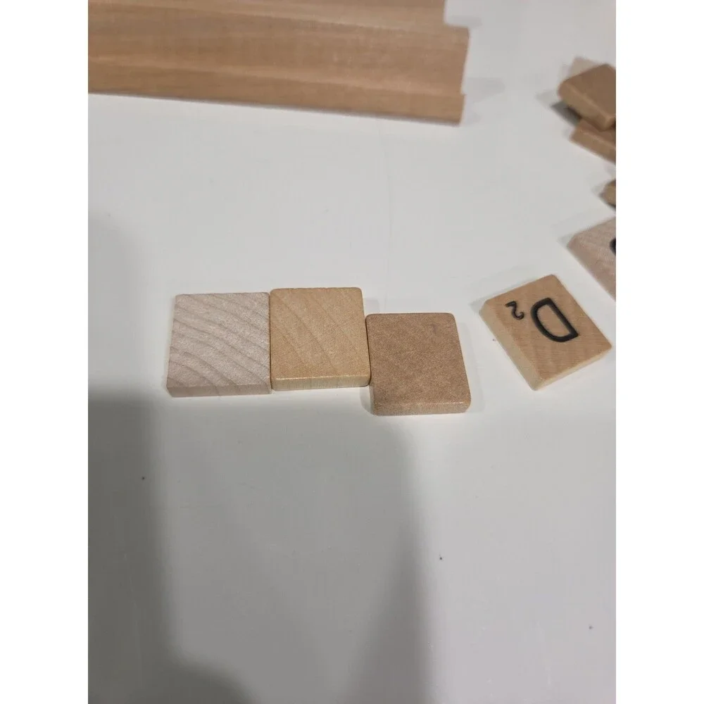 Scrabble Replacement Parts 182 Wood 55 Red Tiles 12 Wood & 4 Blue Racks B11